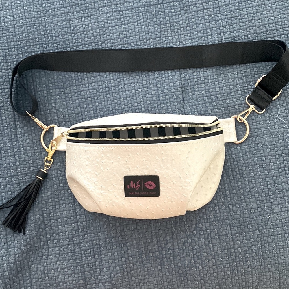 Makeup Junkie Fanny pack/crossbody